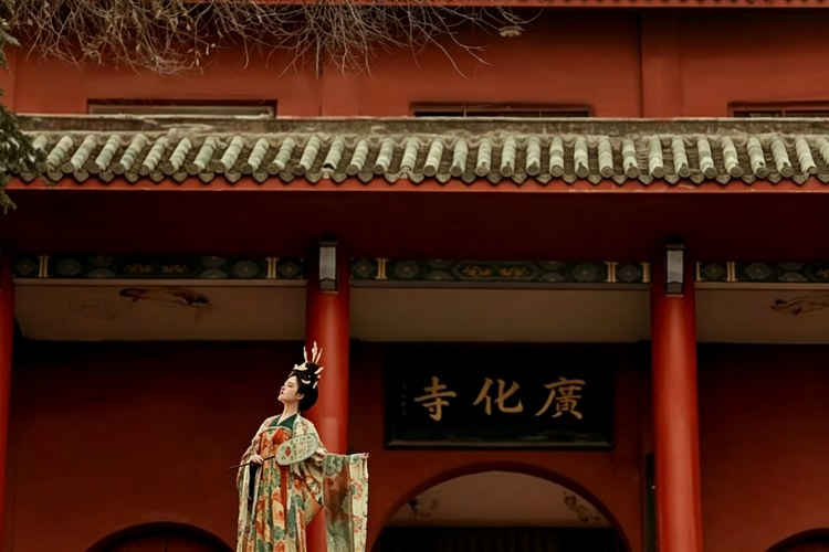 From Luoyang to the Silk Road: How Buddhism Traveled Across Cultures and Connected the World