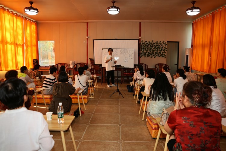 Eastern Philosophy at a Chinese Temple: Learning Through Zen Practice