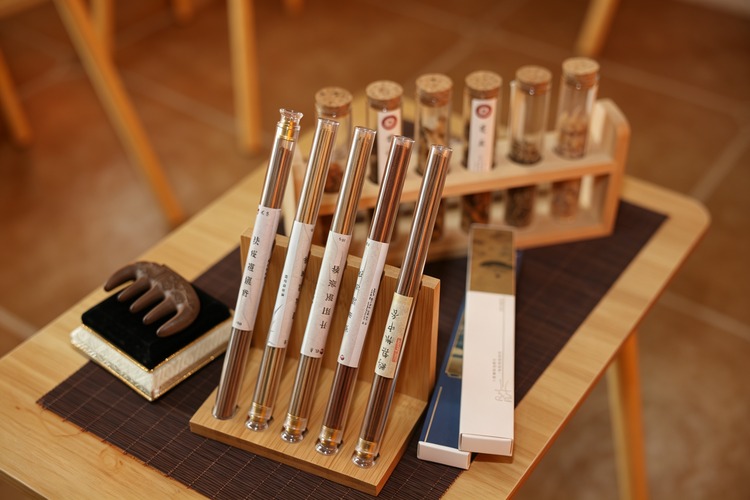 Chinese Incense Culture: The Art of Fragrance, Meditation and Traditional Wisdom