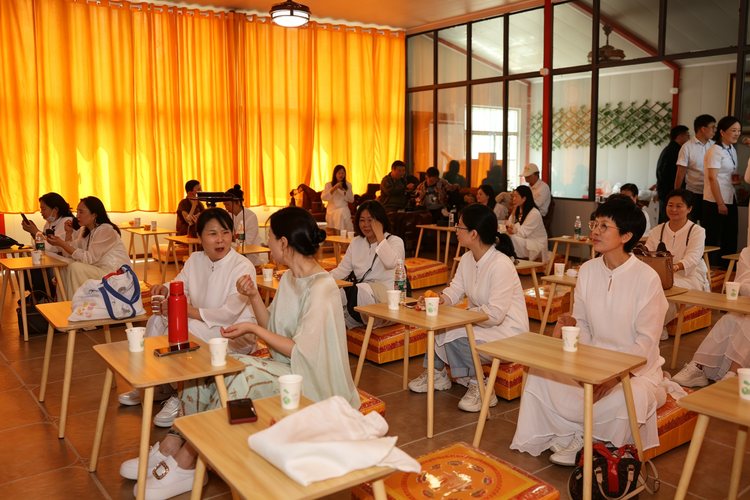 Chinese Temple Stay: A 3-Day Zen Meditation Retreat for Beginners