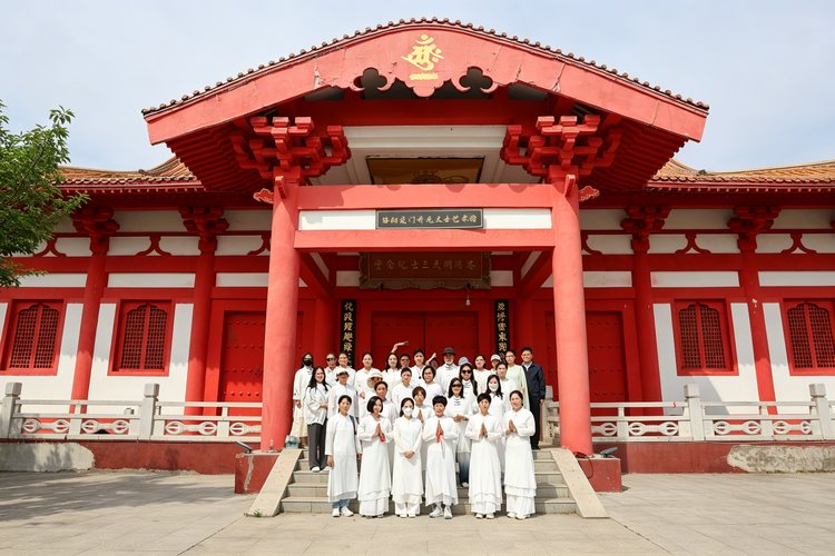 7-Day Zen Meditation Retreat in China: A Deeper Chinese Temple Stay